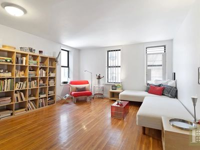 571 Academy St APT 2G, New York, NY, 10034