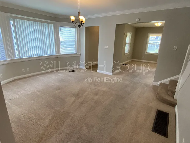 2458 N College Ave — Photo 4