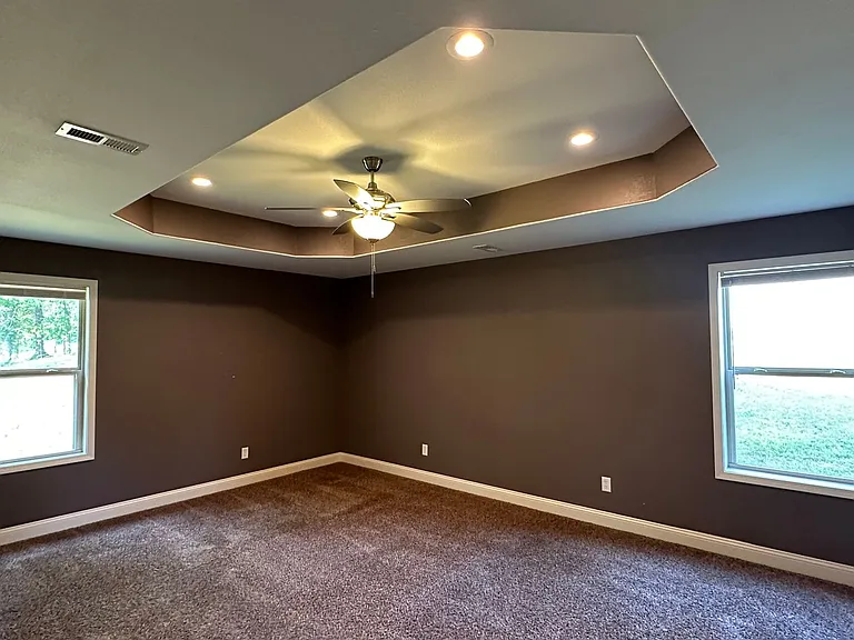335 Lyle Curtis Cir — Photo 31