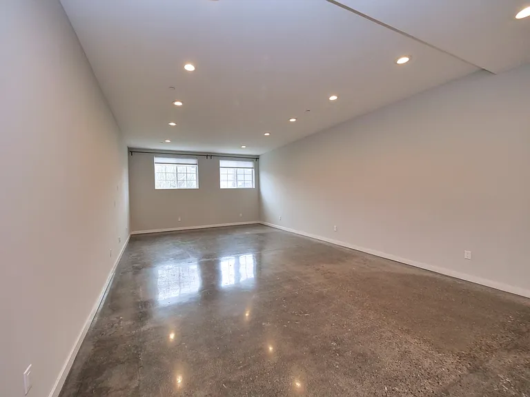 2897 Chapman St #C — Photo 11