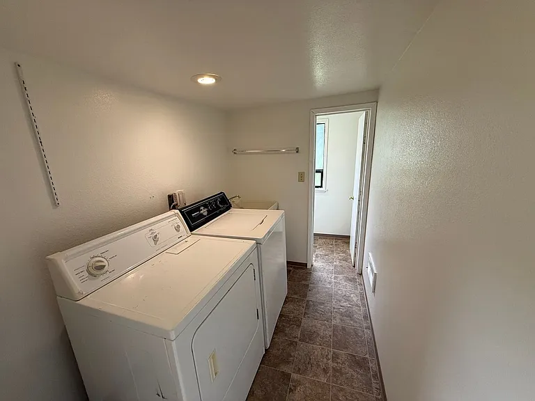 31018 3rd Ave NE — Photo 32