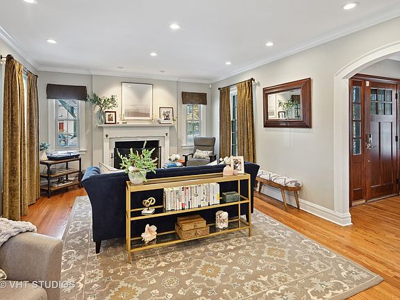 4th image of 6143 N Forest Glen Ave