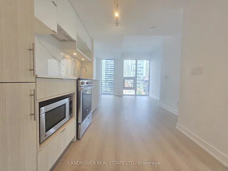 100 Queen St E #1703 — Photo 2
