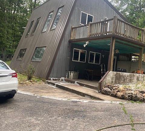 4th image of 160 Little Oak Lake Rd