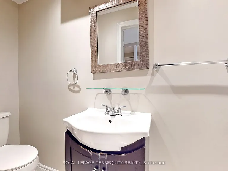 1130 Cawthra Rd #46 — Photo 32