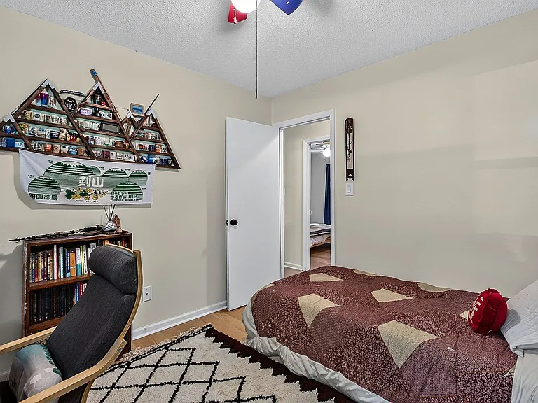 130 Falcon Crest Rd — Photo 18