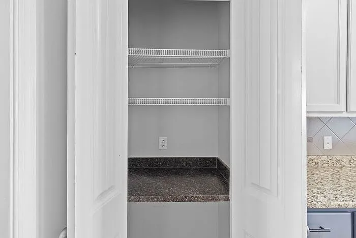 720 Camwheel Dr — Photo 11