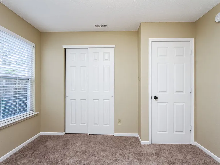 2174 Providence Dr — Photo 12