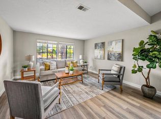 1309 Rimrock Dr, Escondido, CA 92027