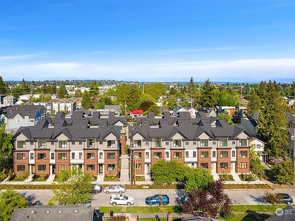 The Willow Community boasts 80 distinctive homes set on over 2 sunny acres of some of NW Seattle's best streets, and access to the finest public schools.>