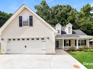 5121 Old Plantation Cir, Winston Salem, NC 27104