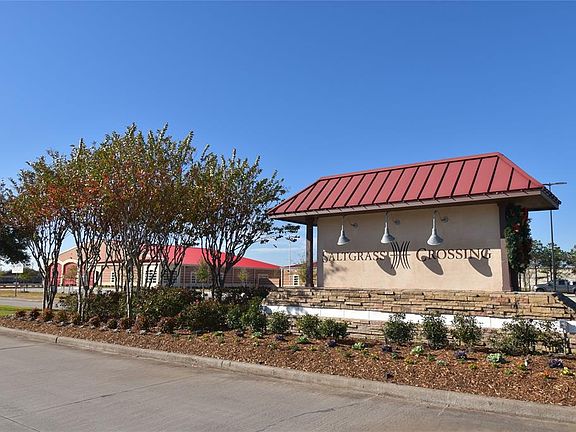 2nd image of 942 Driftwood Ln