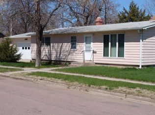 579 12th St SE, Huron, SD 57350