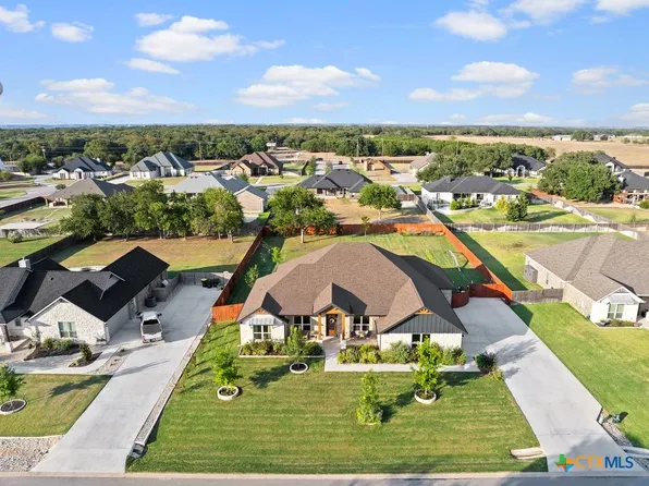 8313 Cates Creek Dr, Salado, TX 76571