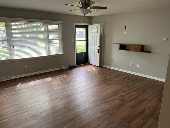 4th image of 13518 Ivy St
