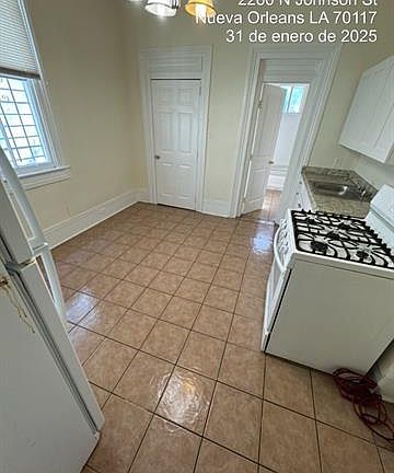 4th image of 2268 N Johnson St
