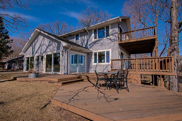 1st image of 26765 N Oakdale Ln