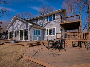 26765 N Oakdale Ln, Mundelein, IL