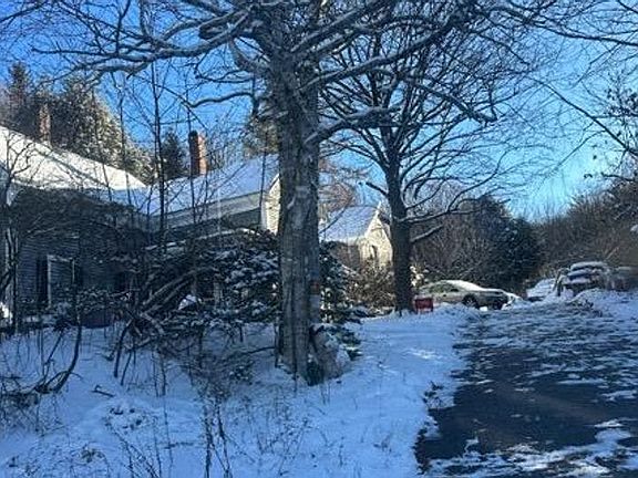 3rd image of 124 Ashby Rd
