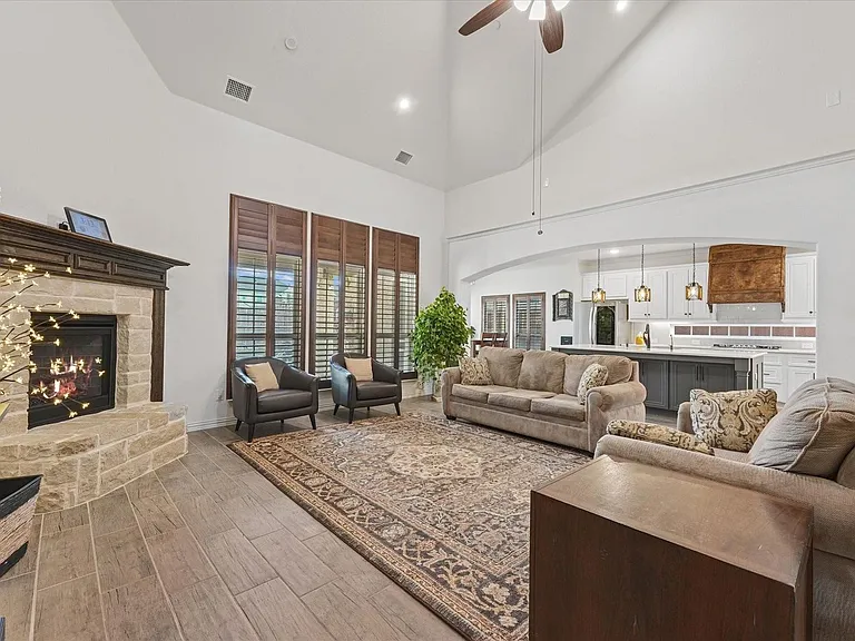 7720 Falcon Ridge Rd — Photo 9