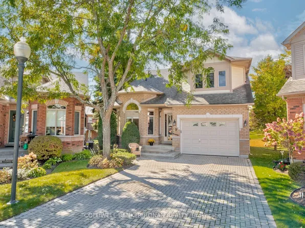 9 Fortuna Cir, New Tecumseth, ON L9R 1Z3