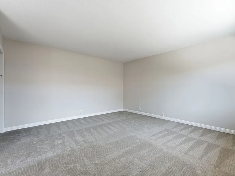 247 Avenida Rosa — Photo 3