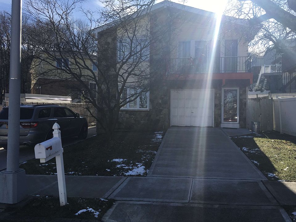 1st image of 34 Portage Ave