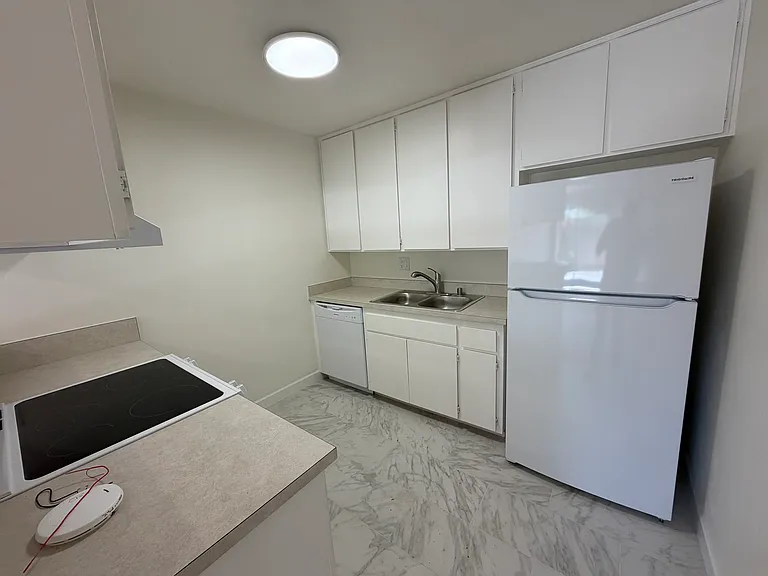 403 Requeza St #G10 — Photo 6