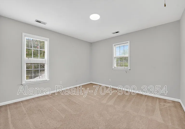 9205 Mitchell Glen Dr — Photo 11