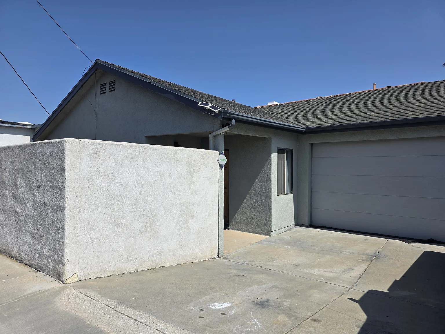2 bed, 810 sqft, $4,500 — Photo 2
