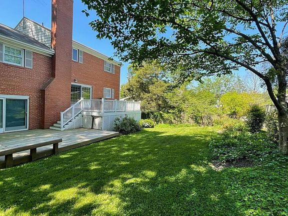 5th image of 9917 Marquette Dr