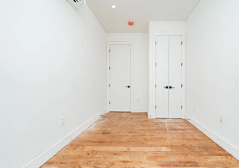 1183 Gates Ave #3A — Photo 13