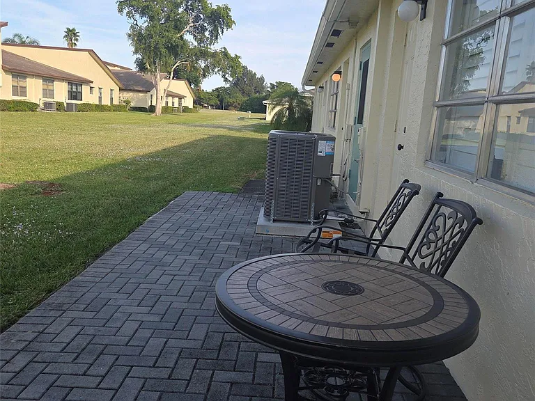 5349 Lakefront Blvd #B — Photo 20