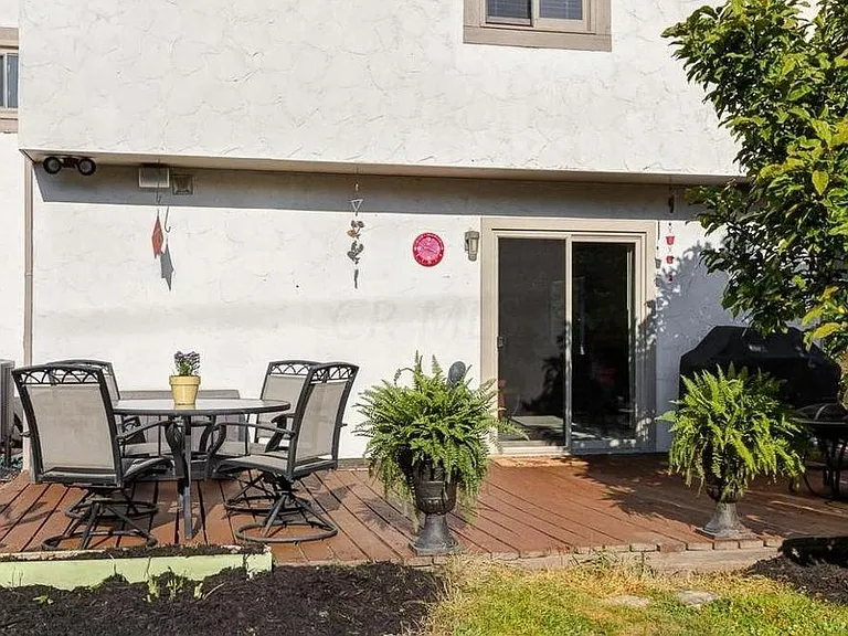 6466 Ponset St — Photo 34