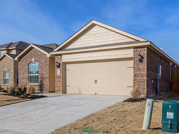 2nd image of 1202 Lombardy Dr