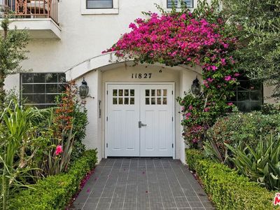 11827 Goshen Ave APT 201, Los Angeles, CA, 90049