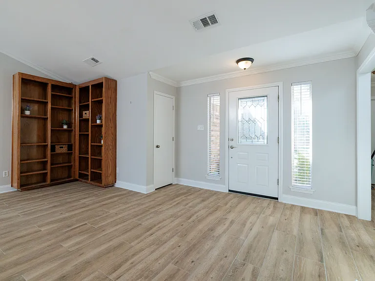 5 Llano Dr — Photo 3