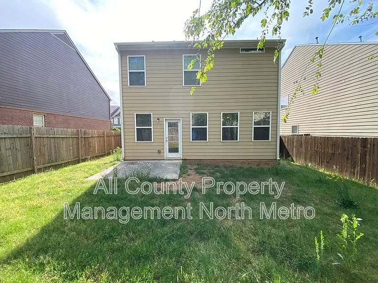114 Kasey Dr — Photo 10