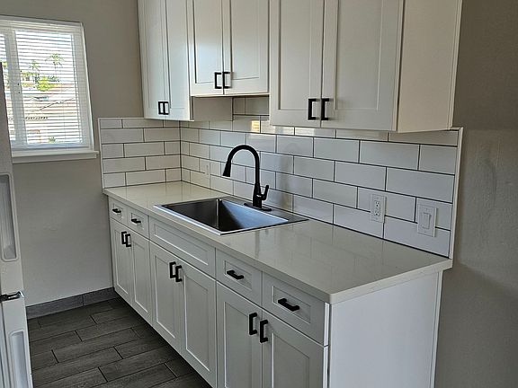 5th image of 209 Brennan St APT 5