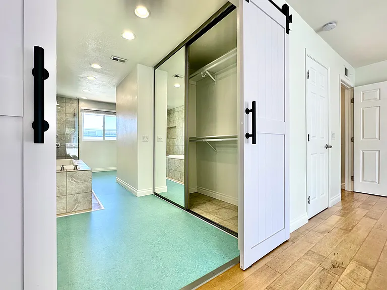 9 Serena Ct — Photo 25