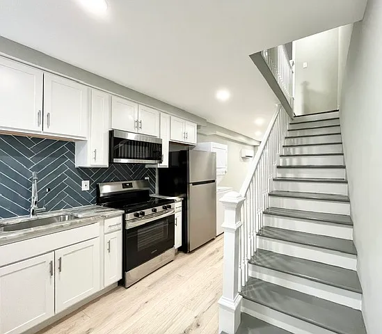 935 S Belnord Ave — Photo 12