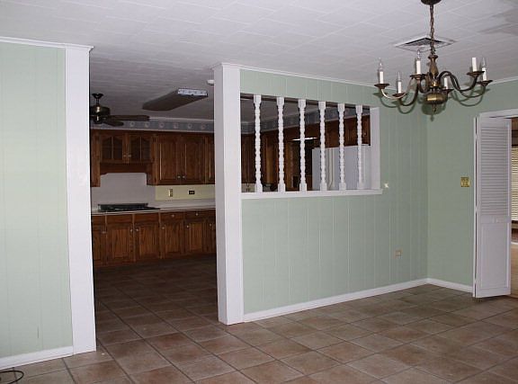 5th image of 101 Funderburk Ave