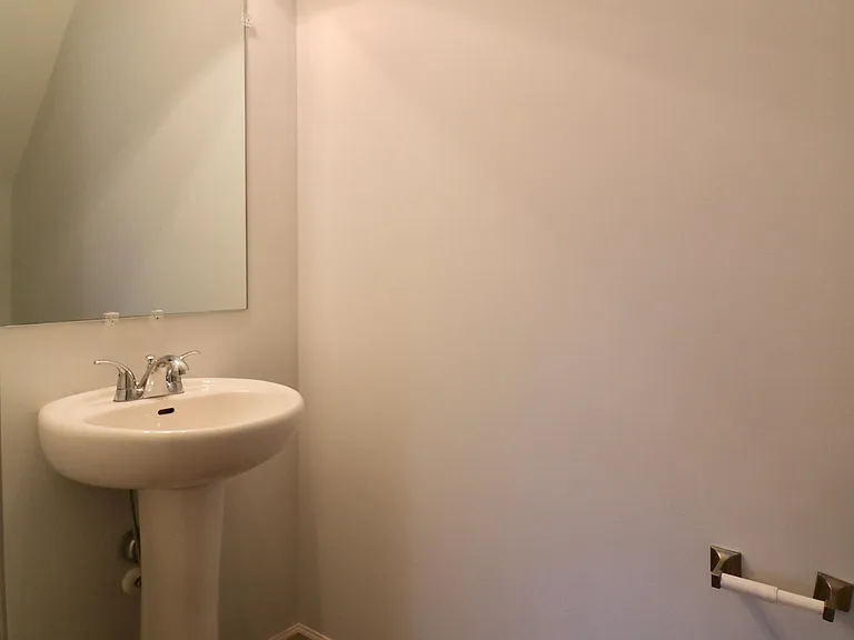 110 Aaron Pl #502 — Photo 5