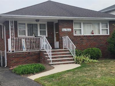 230 New St, Lyndhurst, NJ, 07071