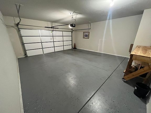 3rd image of 1150 E Viola Ct