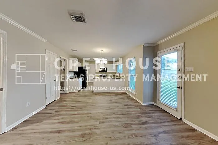 3407 Fort Richmond Dr — Photo 6