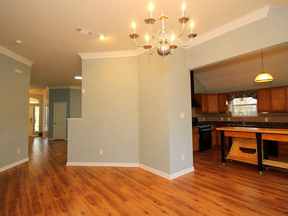 4th image of 2703 Barronwood Dr