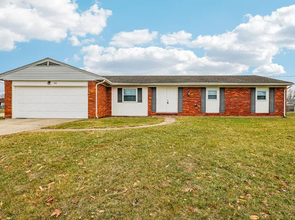 520 Meadow Ln, Trenton, OH 45067