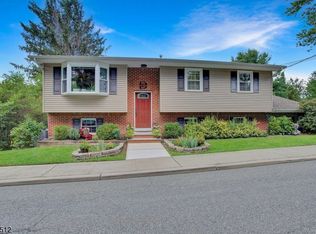 50 Wells Ave, Hampton, NJ 08827