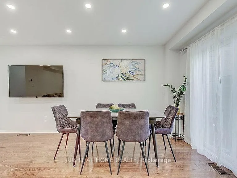 28 Bates Ct — Photo 13